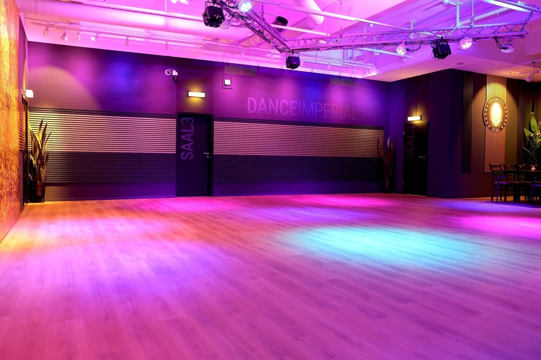 Tanzaal 3 im DANCEIMPERIAL