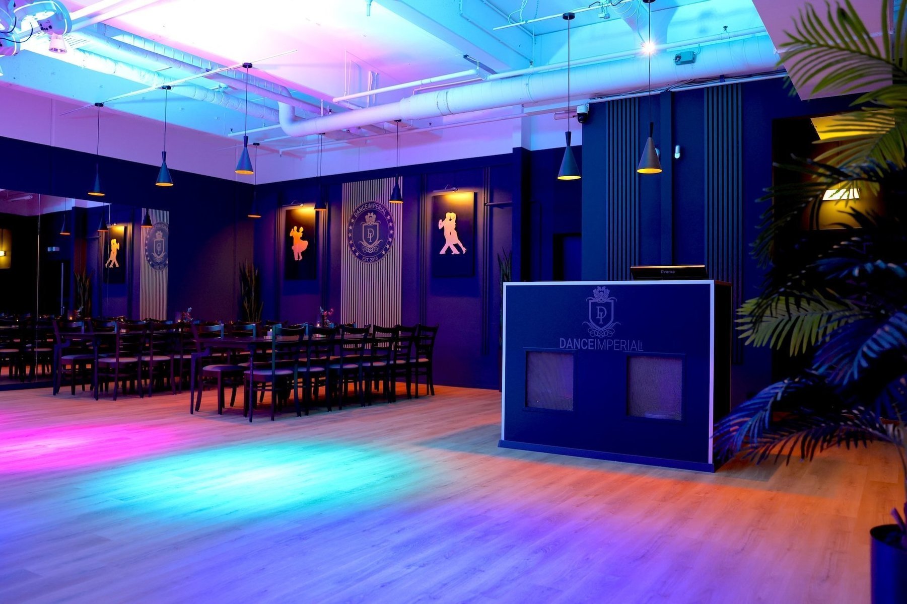 Tanzsaal 4 im DANCEIMPERIAL