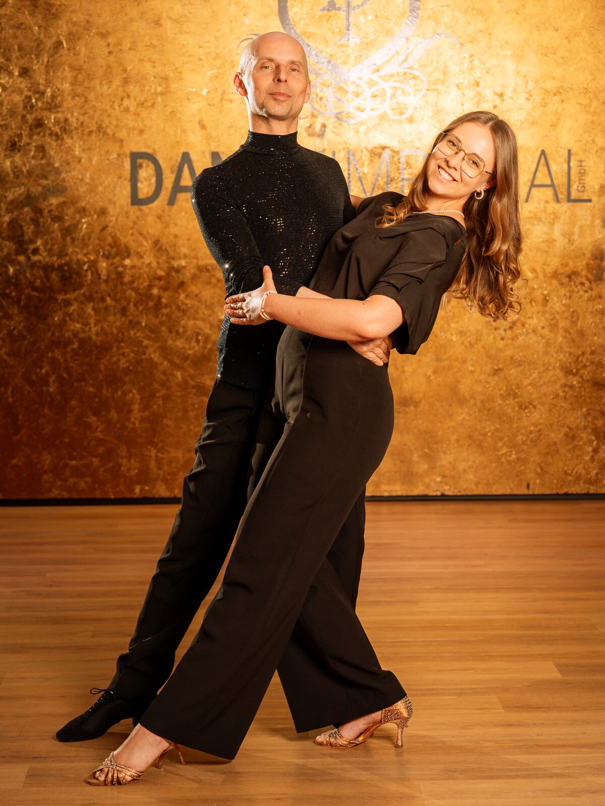 Roland Sintic, Geschäftsführer und Trainer für Standard & Latein bei DANCEIMPERIAL Regensburg