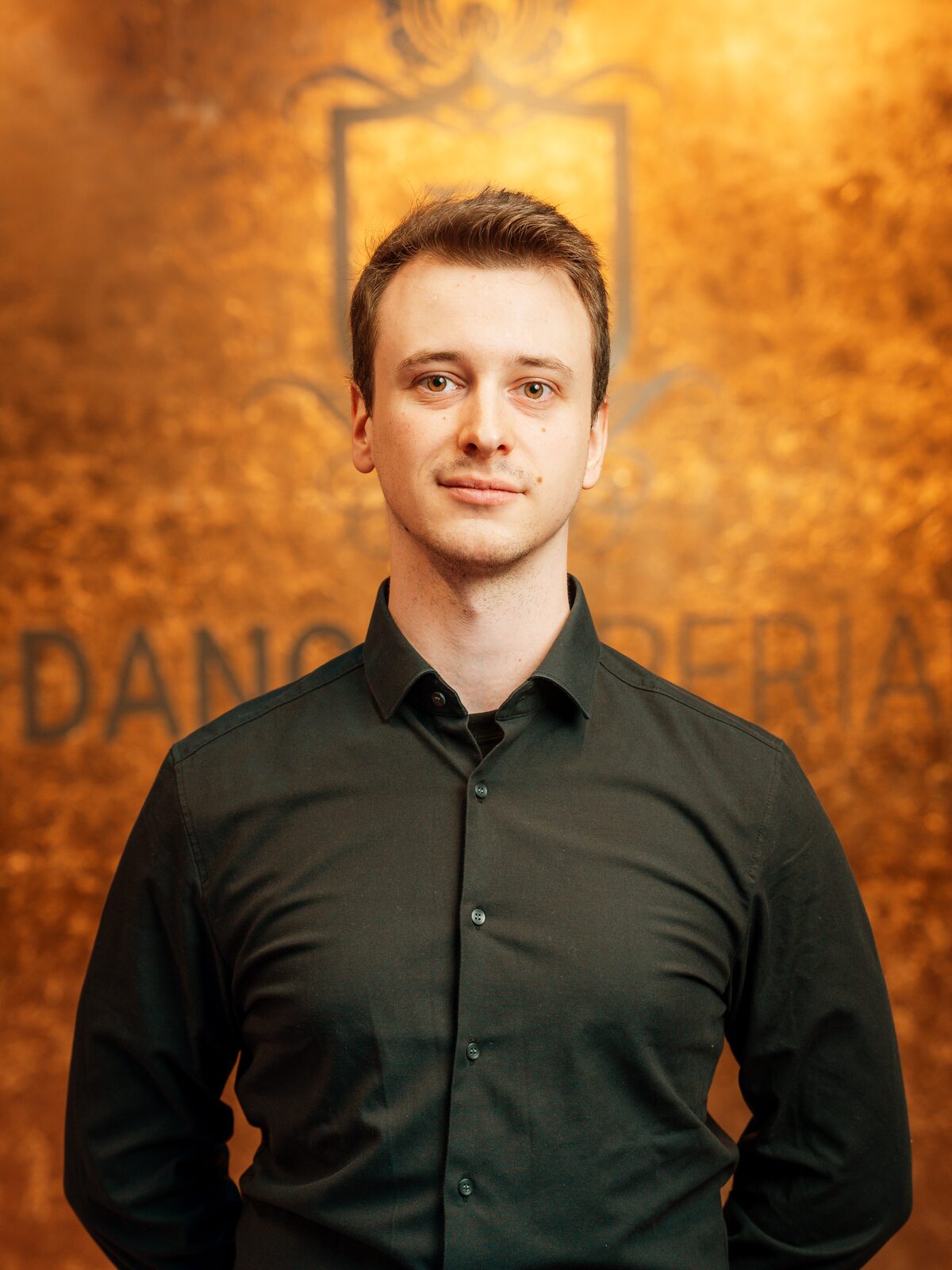 Timon Götz, Bar- & Serviceteam bei DANCEIMPERIAL Regensburg